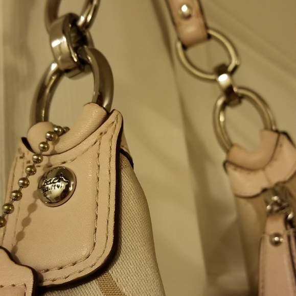 💟 Coach Purse 👜 - Picture 5 of 8